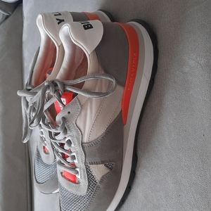Bimba y Lola Gray & Orange Women's Retro Runner Sneakers